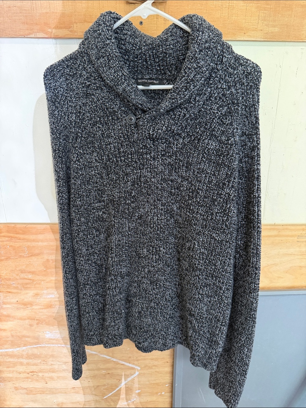 Banana Republic Charcoal Gray Shawl-Collar Knit Pullover